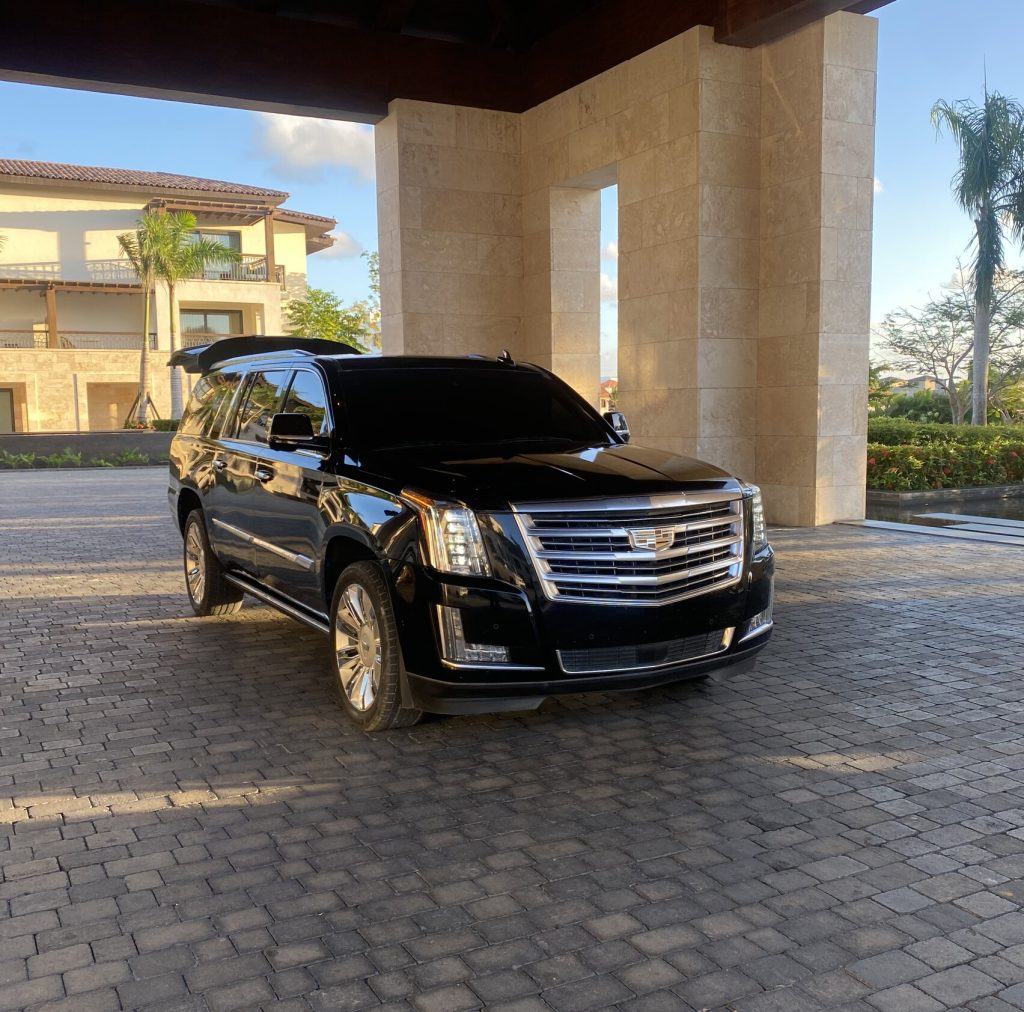 Cadillac Escalade Premium, SUV de lujo para traslados privados al aeropuerto