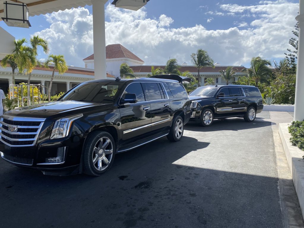 Cadillac Escalade Premium, SUV de lujo para traslados privados al aeropuerto
