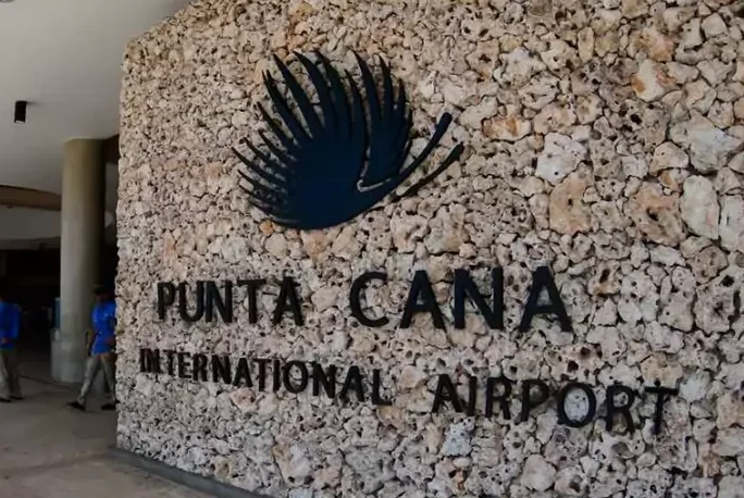 Aeropuerto Internacional de Punta Cana (PUJ)